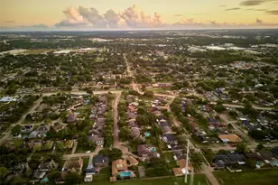 2002 Westwind Dr, Deer Park, TX 77536 - Photo 20