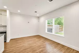 3605 Billingsley St, Houston, TX 77009 - Photo 14