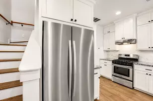 3605 Billingsley St, Houston, TX 77009 - Photo 10