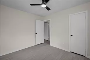 7329 Gleason Rd, Houston, TX 77016 - Photo 12