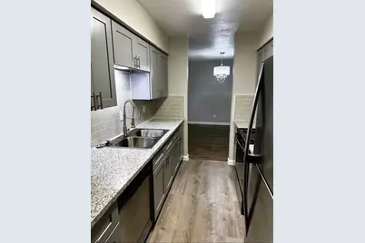 9700 Leawood Boulevard #2115, Houston, TX 77099 - Photo 6