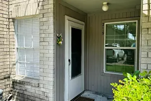 9700 Leawood Blvd, Houston, TX 77099 - Photo 1