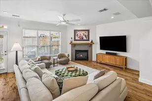 1612 Cohn St, Houston, TX 77007 - Photo 8