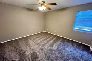 1031-1037 N Chenango St, Angleton, TX 77515 - Photo 10