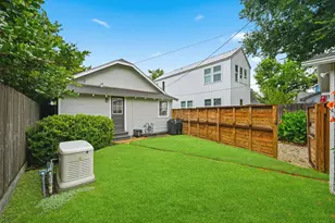 719 E 23rd St, Houston, TX 77008 - Photo 28