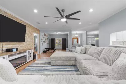 816 Sherwood Forest Drive, Dickinson, TX 77539 - Photo 14