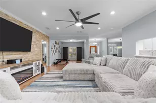 816 Sherwood Forest Dr, Dickinson, TX 77539 - Photo 14