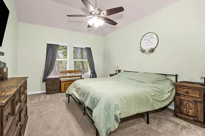 10635 Forest Creek Drive, Conroe, TX 77318 - Photo 20