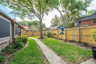 3510 Landsdowne Ct, Pearland, TX 77584 - Photo 24