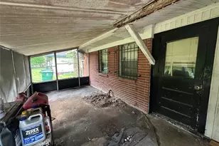 7736 Bretshire Dr, Houston, TX 77016 - Photo 10