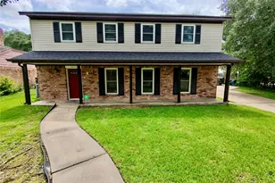 1111 Appleford Dr, Seabrook, TX 77586 - Photo 1