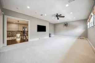 8614 Westview Dr, Houston, TX 77055 - Photo 34