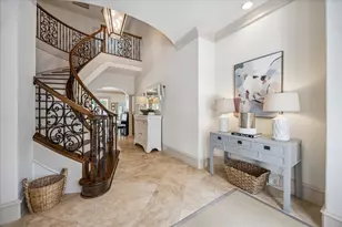 8614 Westview Dr, Houston, TX 77055 - Photo 6