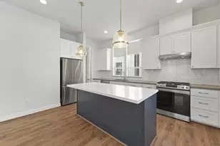 2802 Grand Fountains Dr, Houston, TX 77054 - Photo 4