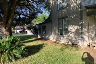 701 August St, El Campo, TX 77437 - Photo 10