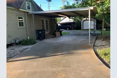 701 August Street, El Campo, TX 77437 - Photo 8