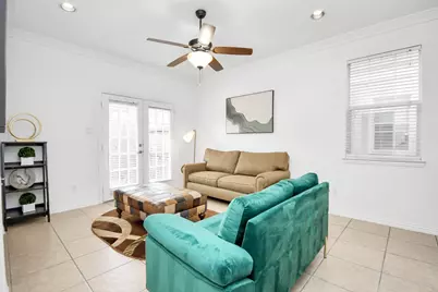 5625 Dolores Place Lane #C, Houston, TX 77057 - Photo 12