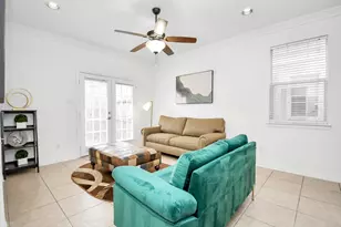 5625 Dolores Pl Ln, Houston, TX 77057 - Photo 12