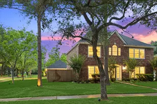 4419 3 Rivers Dr, Sugar Land, TX 77478 - Photo 32