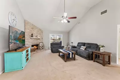 43 Country Forest Court, The Woodlands, TX 77380 - Photo 12