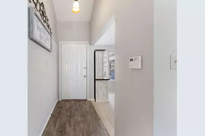 43 Country Forest Court, The Woodlands, TX 77380 - Photo 6