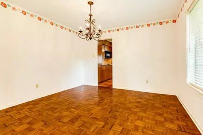 107 Hyacinth Street, Lake Jackson, TX 77566 - Photo 4