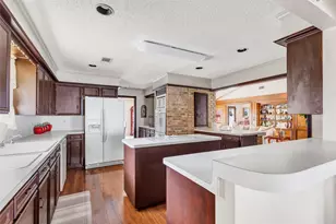 735 Angelina Dr, Conroe, TX 77302 - Photo 18