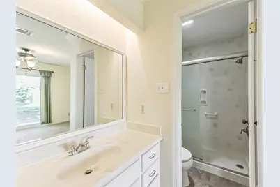 105 W Wildwinn Drive, Alvin, TX 77511 - Photo 28