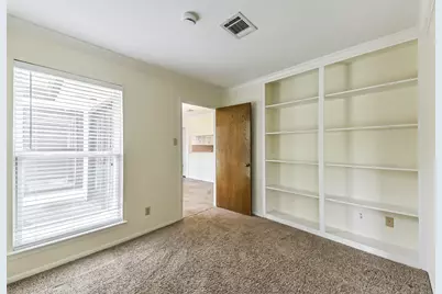 105 W Wildwinn Drive, Alvin, TX 77511 - Photo 22