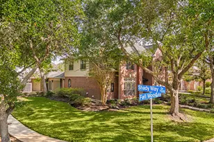 1518 Fall Wood Dr, Sugar Land, TX 77479 - Photo 36