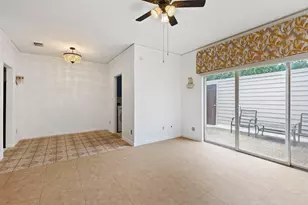 10728 Briar Forest Dr, Houston, TX 77042 - Photo 12
