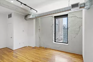 917 Main St, Houston, TX 77002 - Photo 1