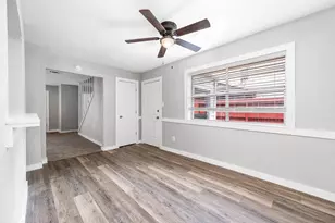 4618 W Orange St, Pearland, TX 77581 - Photo 8