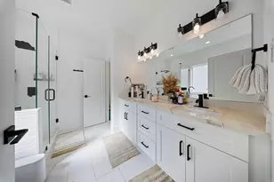 1102 Paul Quinn St, Houston, TX 77091 - Photo 16