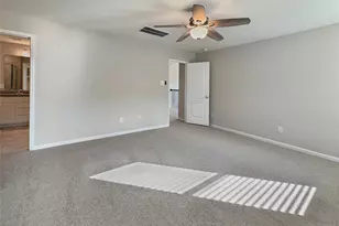 2024 Elkington Cir, Conroe, TX 77304 - Photo 4