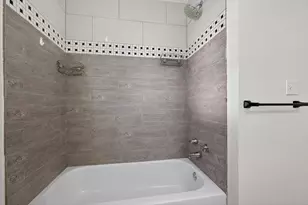 1221 Cedar Post Ln, Houston, TX 77055 - Photo 16