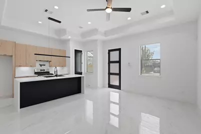 1510 Tralle Street, Houston, TX 77020 - Photo 8