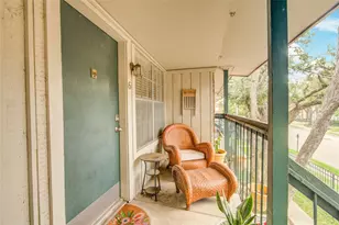 845 Augusta Dr, Houston, TX 77057 - Photo 4