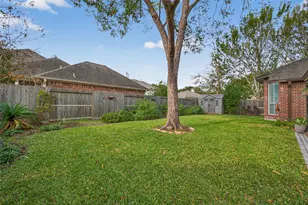 1111 Summer Brook, Sugar Land, TX 77479 - Photo 40