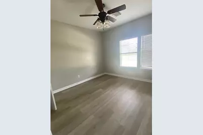 11908 Princess Garden Way, Houston, TX 77047 - Photo 6