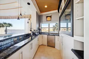 752 Pegasus Ln, League City, TX 77573 - Photo 12