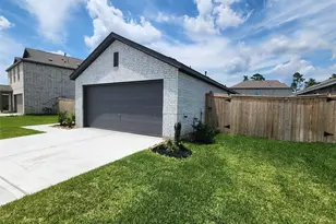 929 Capracotta Dr, Huffman, TX 77336 - Photo 4