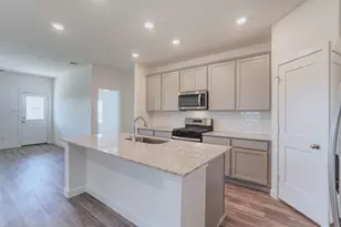 3918 Windy Whisper Dr, Brookshire, TX 77423 - Photo 6