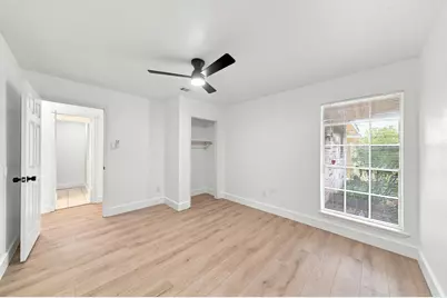 2413 Shadowdale Drive, Houston, TX 77043 - Photo 16
