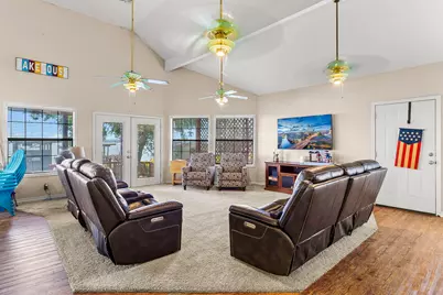 536 Weavers Cove, Livingston, TX 77351 - Photo 14