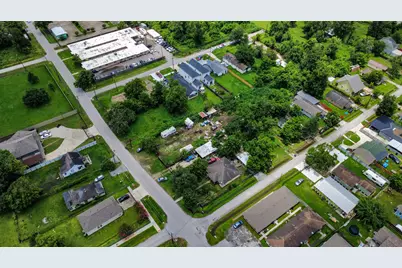 4331 Denmark Street, Houston, TX 77016 - Photo 14