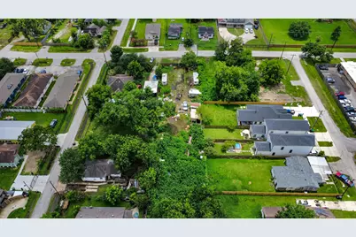4331 Denmark Street, Houston, TX 77016 - Photo 8