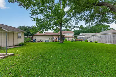 16217 Lakeview Drive, Jersey Village, TX 77040 - Photo 40
