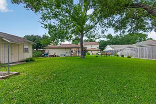 16217 Lakeview Dr, Jersey Village, TX 77040 - Photo 40