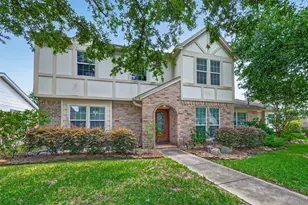 16217 Lakeview Dr, Jersey Village, TX 77040 - Photo 2